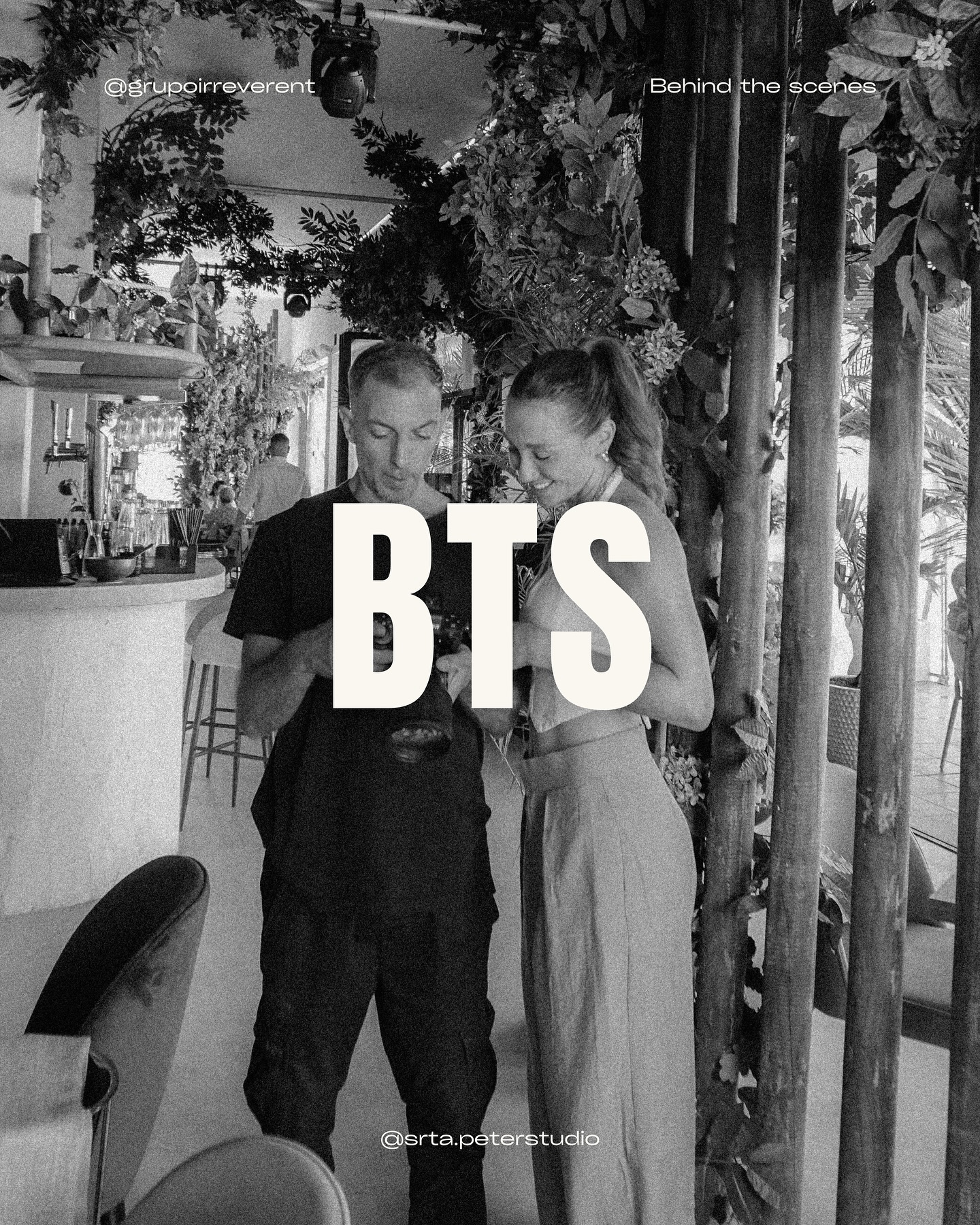 ✨ Lo que no se ve en el resultado final, pero es pura magia ✨

Un vistazo al detrás de cámaras de cómo hacemos que las ideas cobren vida 🤘🏻📸 
Spoiler: mucho café, risas, y un poquito de “𝗲𝘀𝘁𝗼 𝗻𝗼 𝗲𝘀𝘁𝗮𝗯𝗮 𝗲𝗻 𝗲𝗹 𝗺𝗼𝗼𝗱𝗯𝗼𝗮𝗿𝗱, 𝗽𝗲𝗿𝗼 𝗳𝘂𝗻𝗰𝗶𝗼𝗻𝗮”

#BTS #SrtaPeterStudio  #SocialMediaStrategy